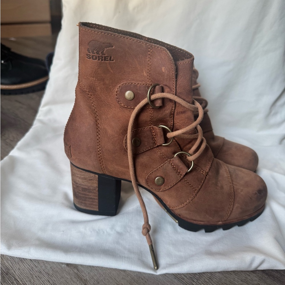 Sorel Women's Brown Heeled Boots